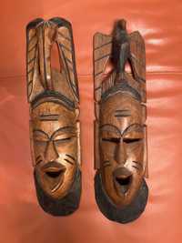 Estátuas  em madeira, africanas