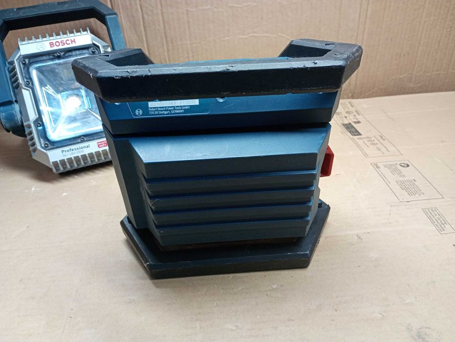 Lampa Budowlana Bosch GLI 18V-1200 C