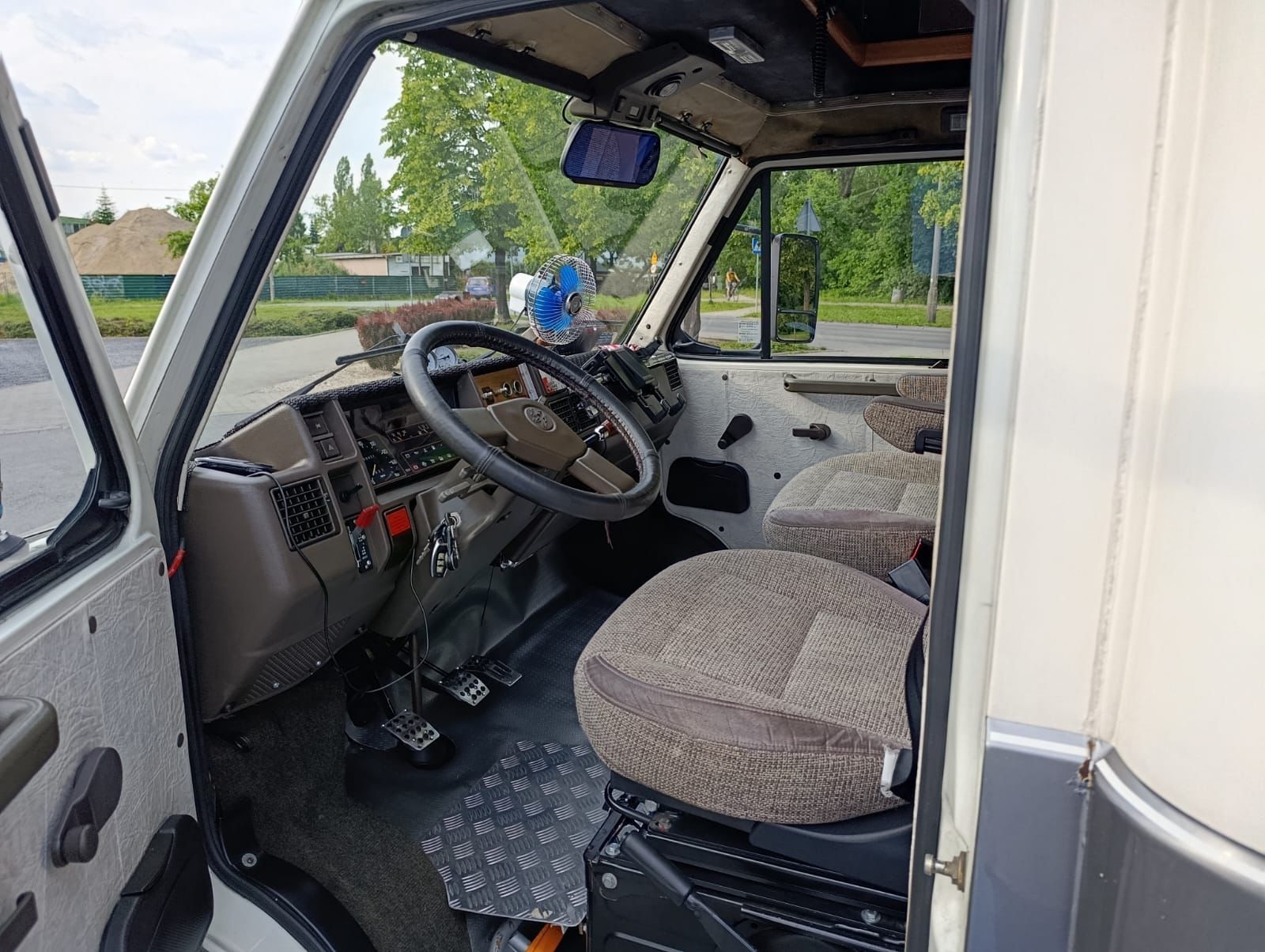 Peugeot J5  Sprzedam Kamper super stan doinwestowany !!!
