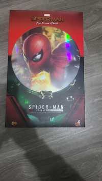 Hot toys spider man upgraded suit