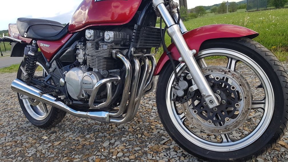 Kawasaki ZEPHYR 550