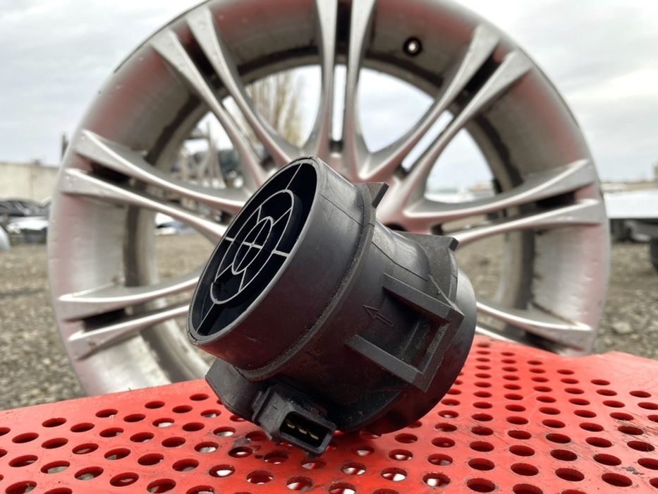 Расходомер BMW E39 М52 ТУ М54 Розходомір Siemens 1432356 БМВ Е39 Е46