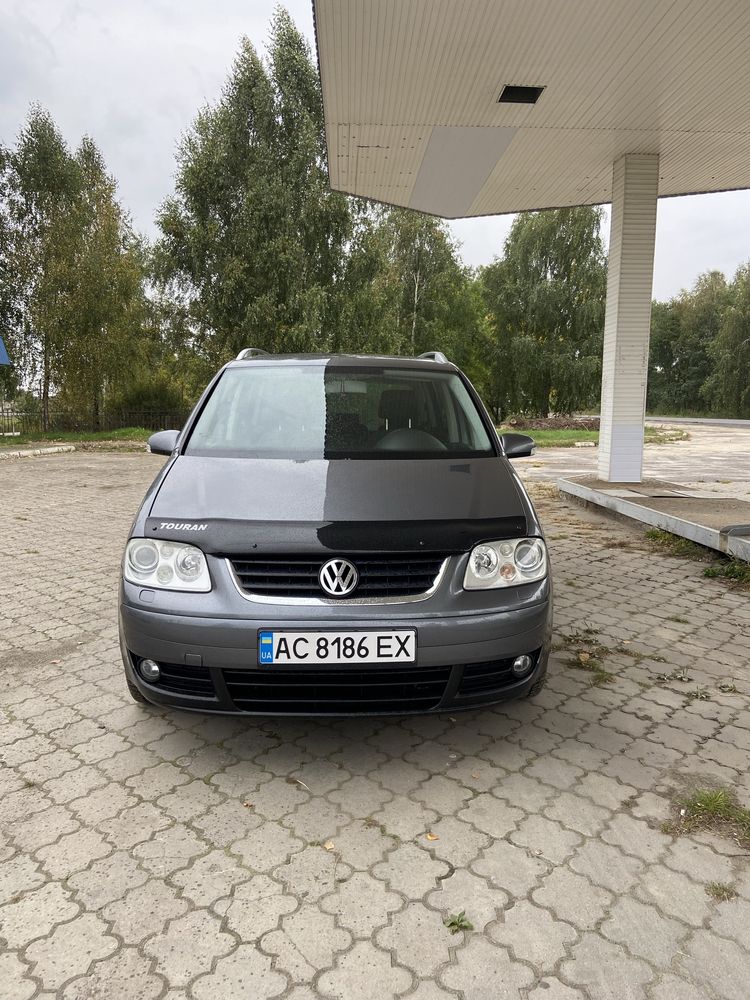 Продам Volkswagen Touran 2005