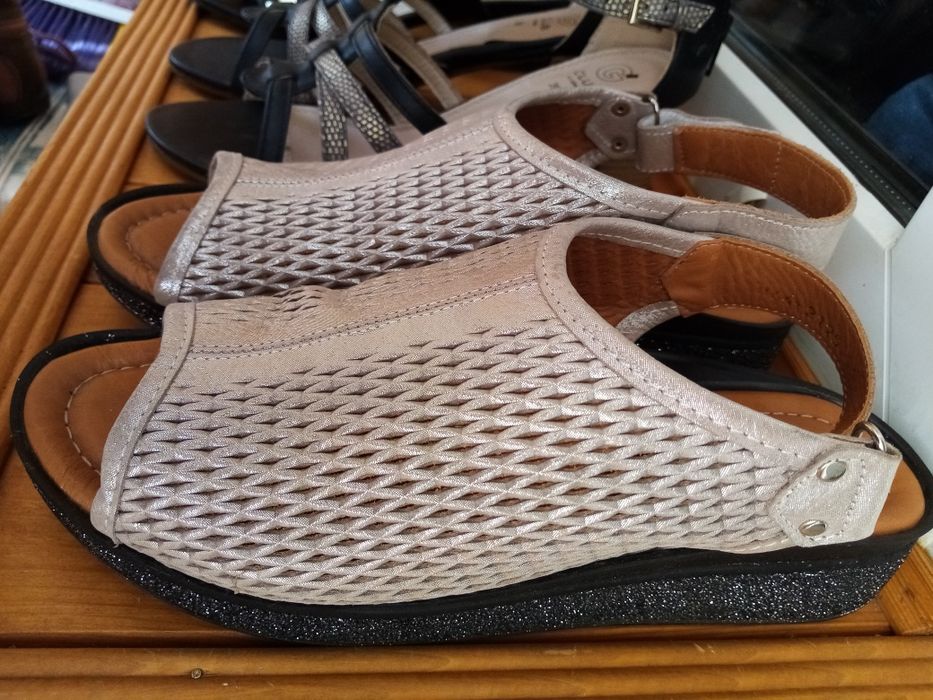 Летняя обувь, босоножки