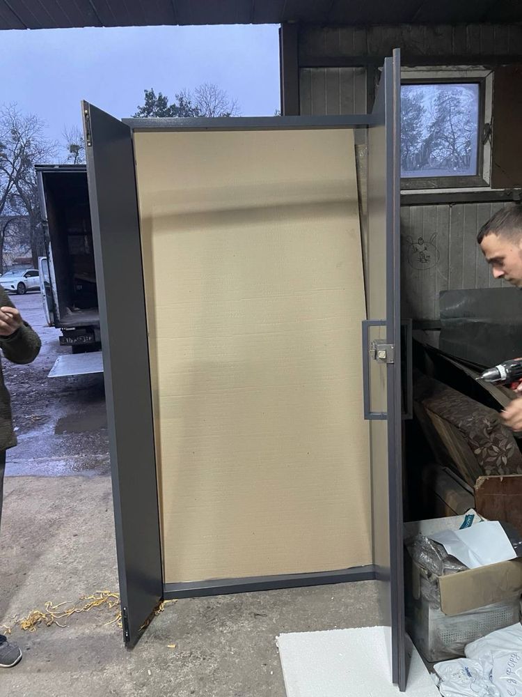 ЦІНА! Титанові вхідні двері, двері за вашими замірами Дзвони!