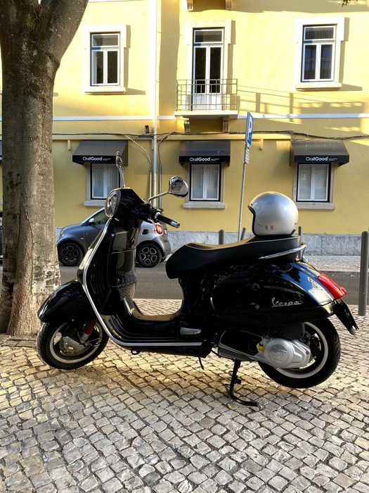 Vespa GTS 125 impecável