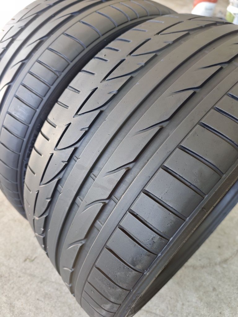 255/35/19 Continental/Bridgestone