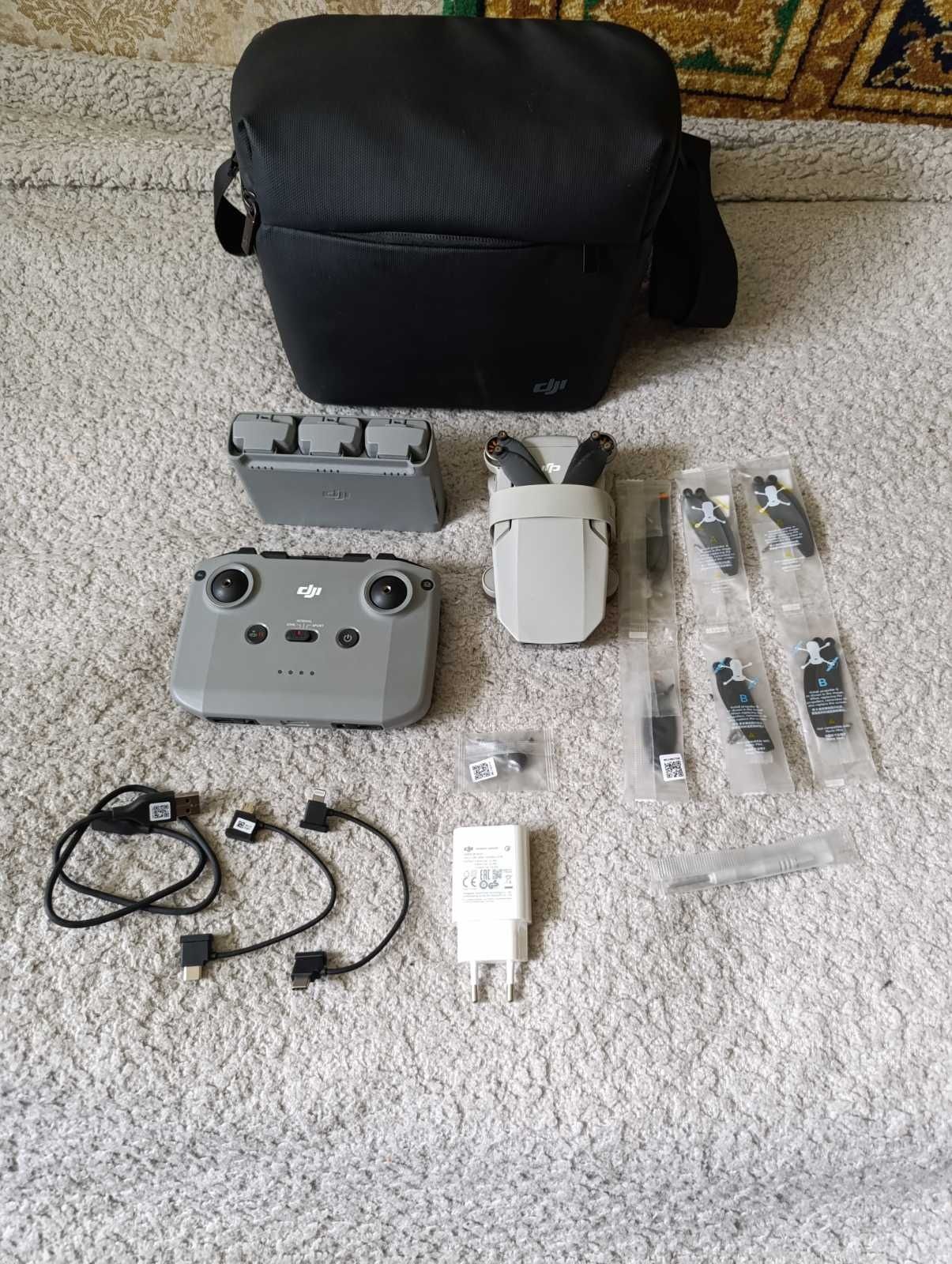 Квадрокоптер DJI Mini 2