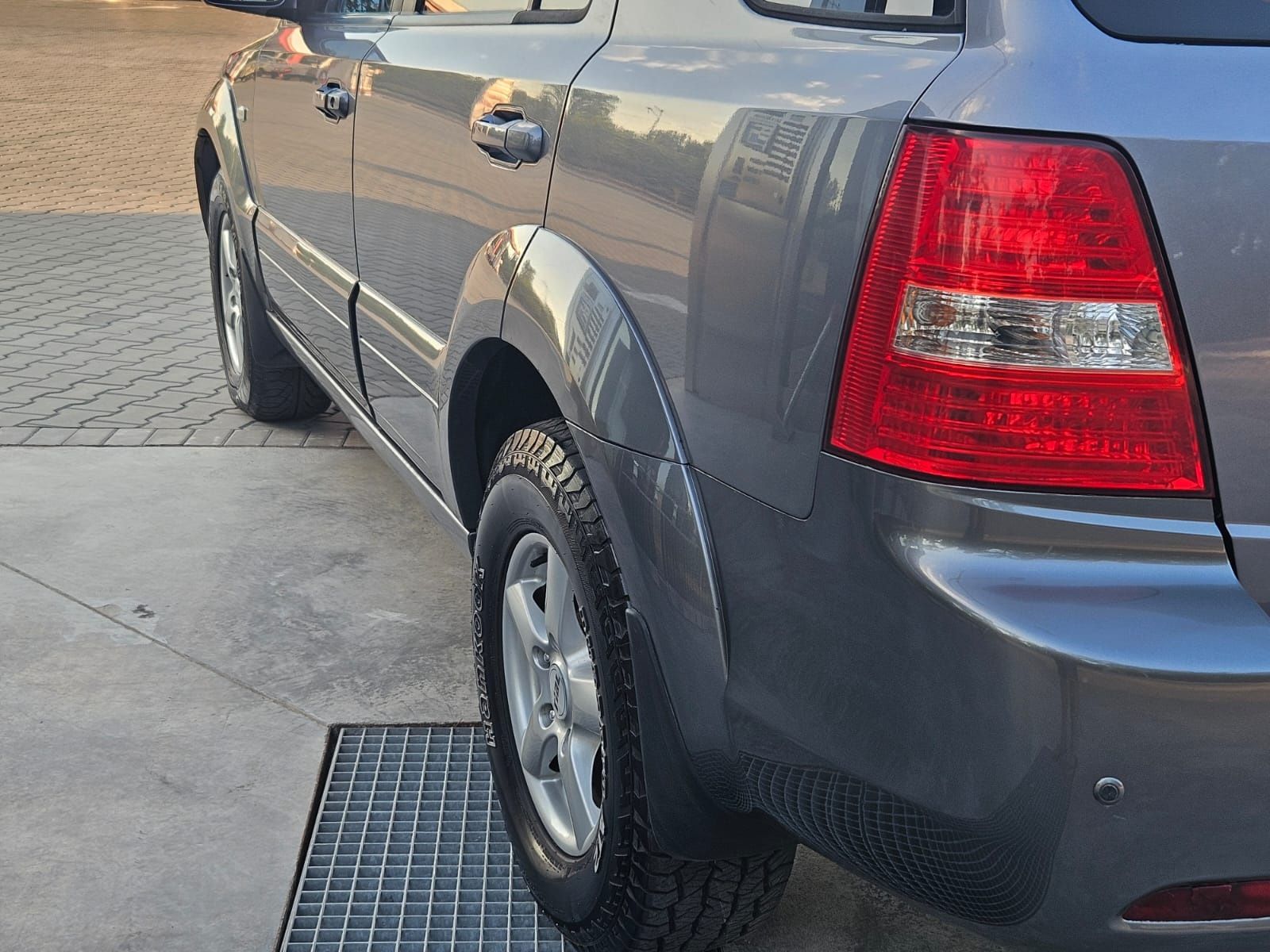 Kia Sorento джип 4×4