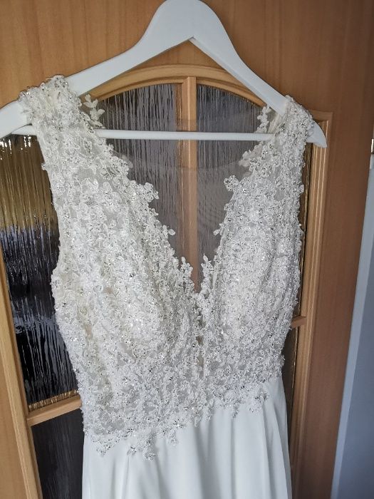 Suknia ślubna 2018 Agnes Bridal rom.38