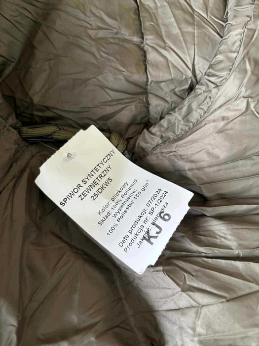 Śpiwór nieprzemakalny z wkładką puchową