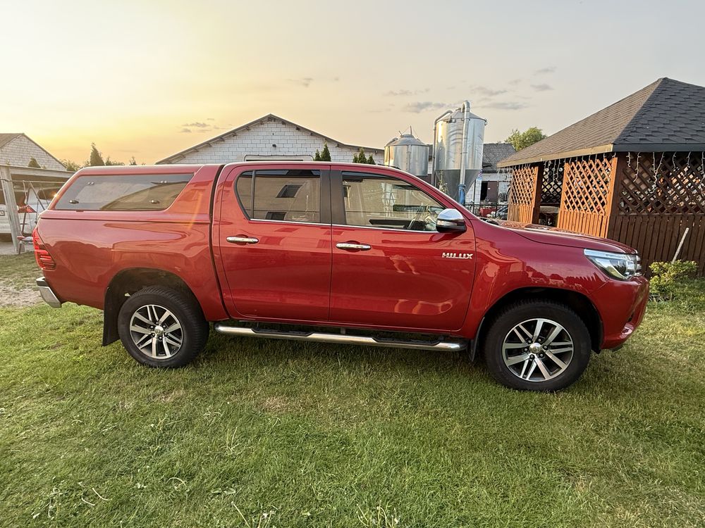 Toyota hillux 2.4 diesel sr5 double cab faktura 23