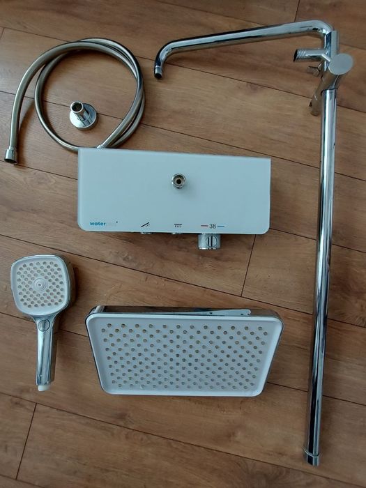 Душова система з термостатом Devit