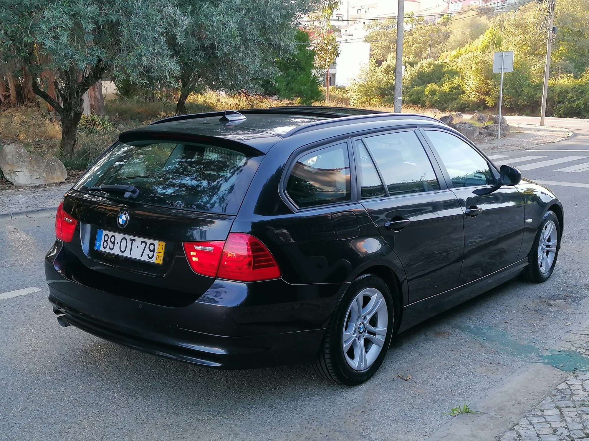 BMW 318D Touring Sport Navigation 143CV 185.000KMS Reais Garagem 2011