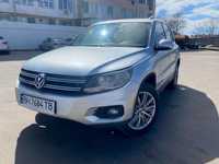 Volkswagen Tiguan 2013 року 2,0 л./бензин