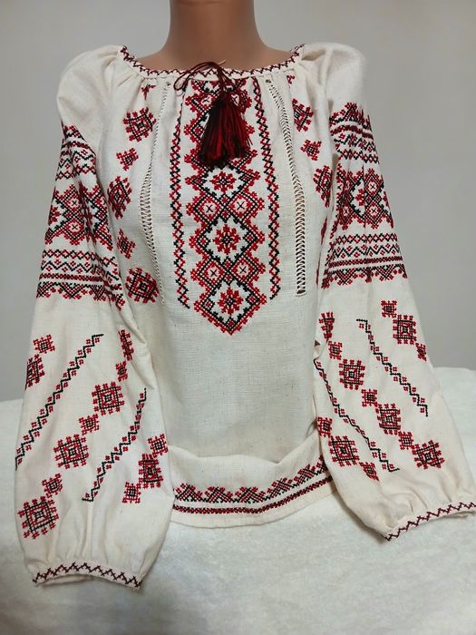 Продається ручна вишивка