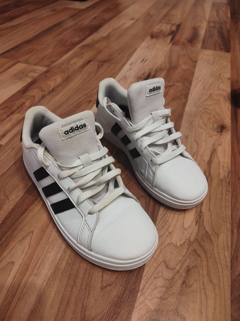 Buty Adidas prawie jak nowe. Rozmiar 36