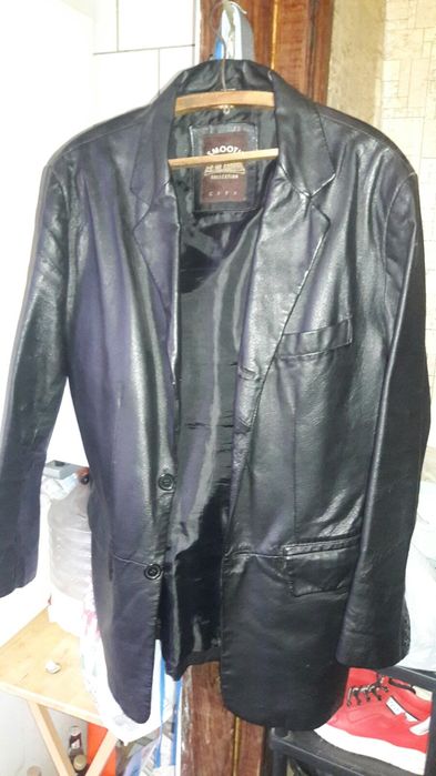 Кожаный мужской пиджак.
