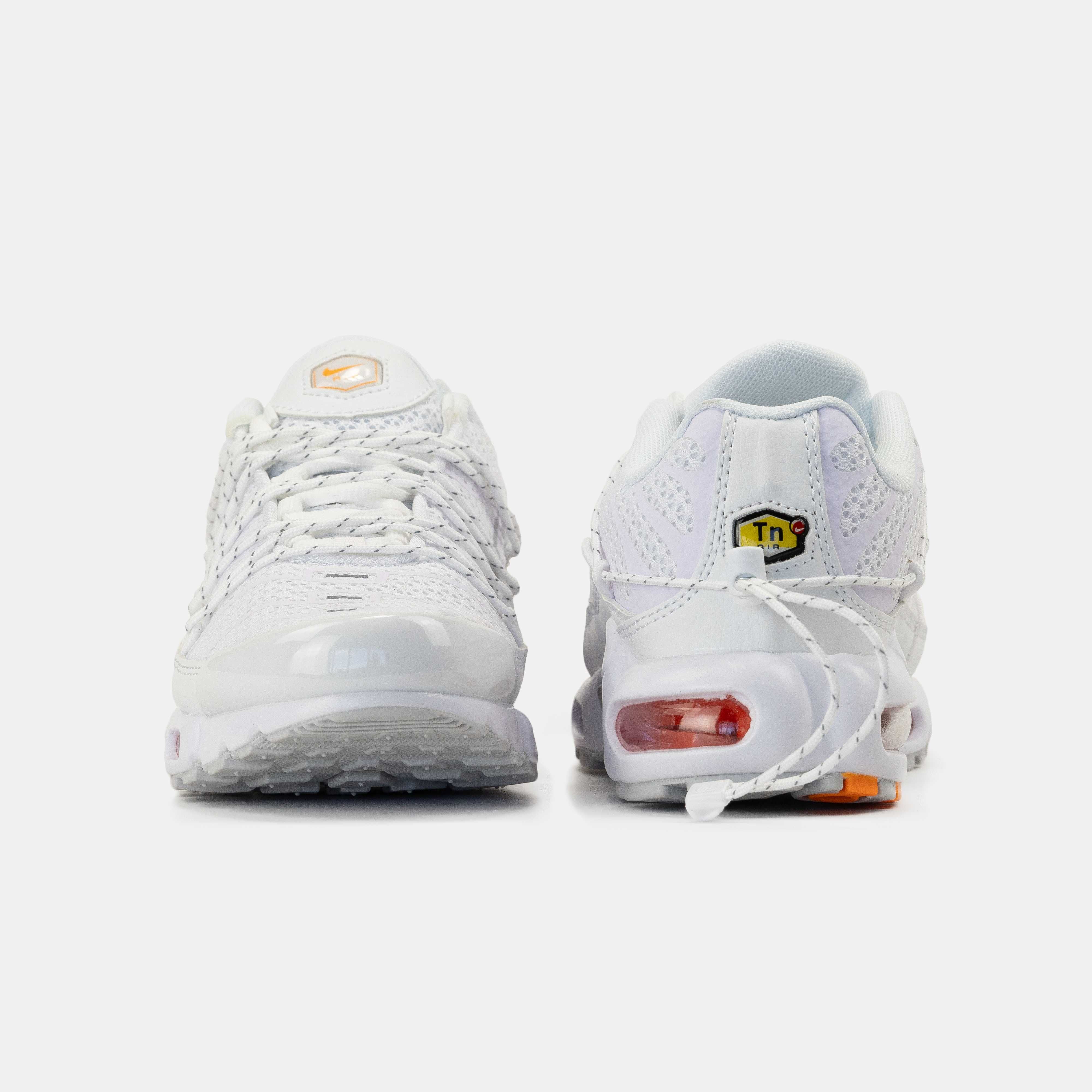 Чоловічі кросівки Nіке Air Max Plus Triple Plus білий 1172 ТОП