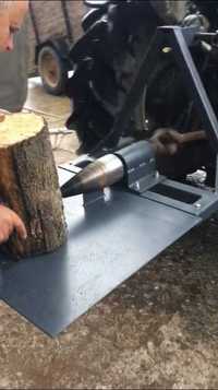 Traktorowy rozdzielacz kłód Łuparka do drewna WOM kat. 1 i 2