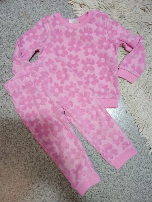 Dres dziewczęcy roz.86