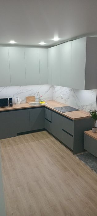 1- кімнатна квартира подобово. Район 700- річча. Новобудова.