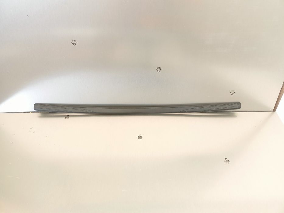 Toyota Corolla XII E21 kombi 18- listwa zderzaka tył tylna nakładka