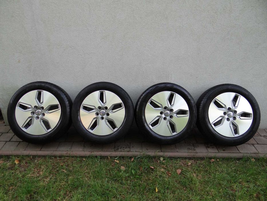 Alufelgi Volvo 31255.890 R16 5x108+opony letnie