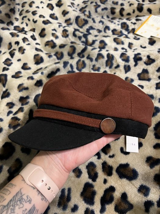 Продам нові берети,кепки