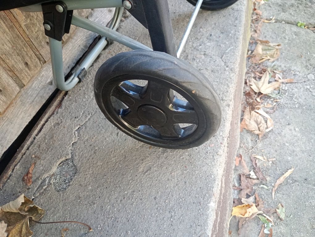 Wózek na zakupy zakupowy