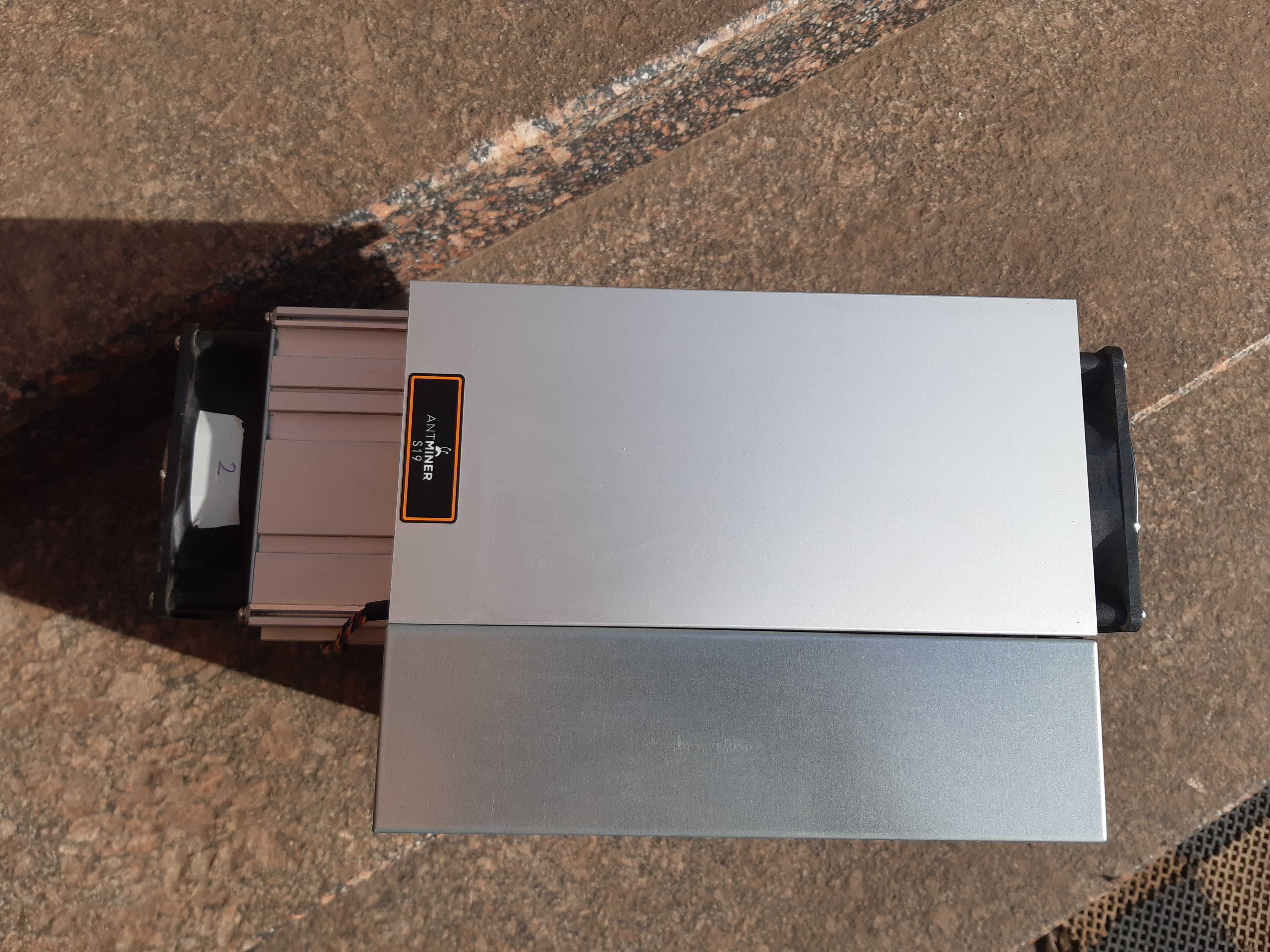 Asic Bitmain Antminer S19 95Th/s