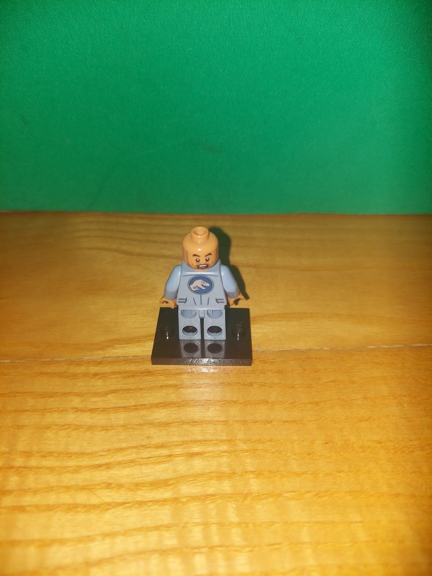LEGO Simon Masrani Minifigure Jurassic World