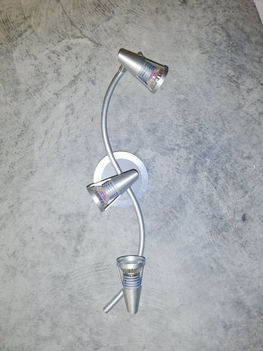 Candeeiro de teto com 3 lâmpadas