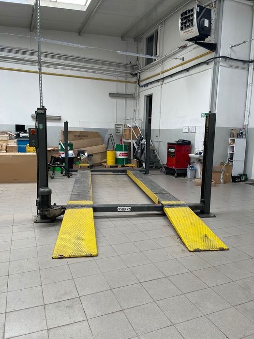 Podnośnik czterokolumnowy 3500 kg CAR LIFT
