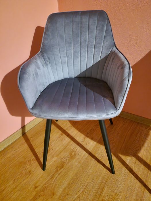 Krzesła welurowe Castorama