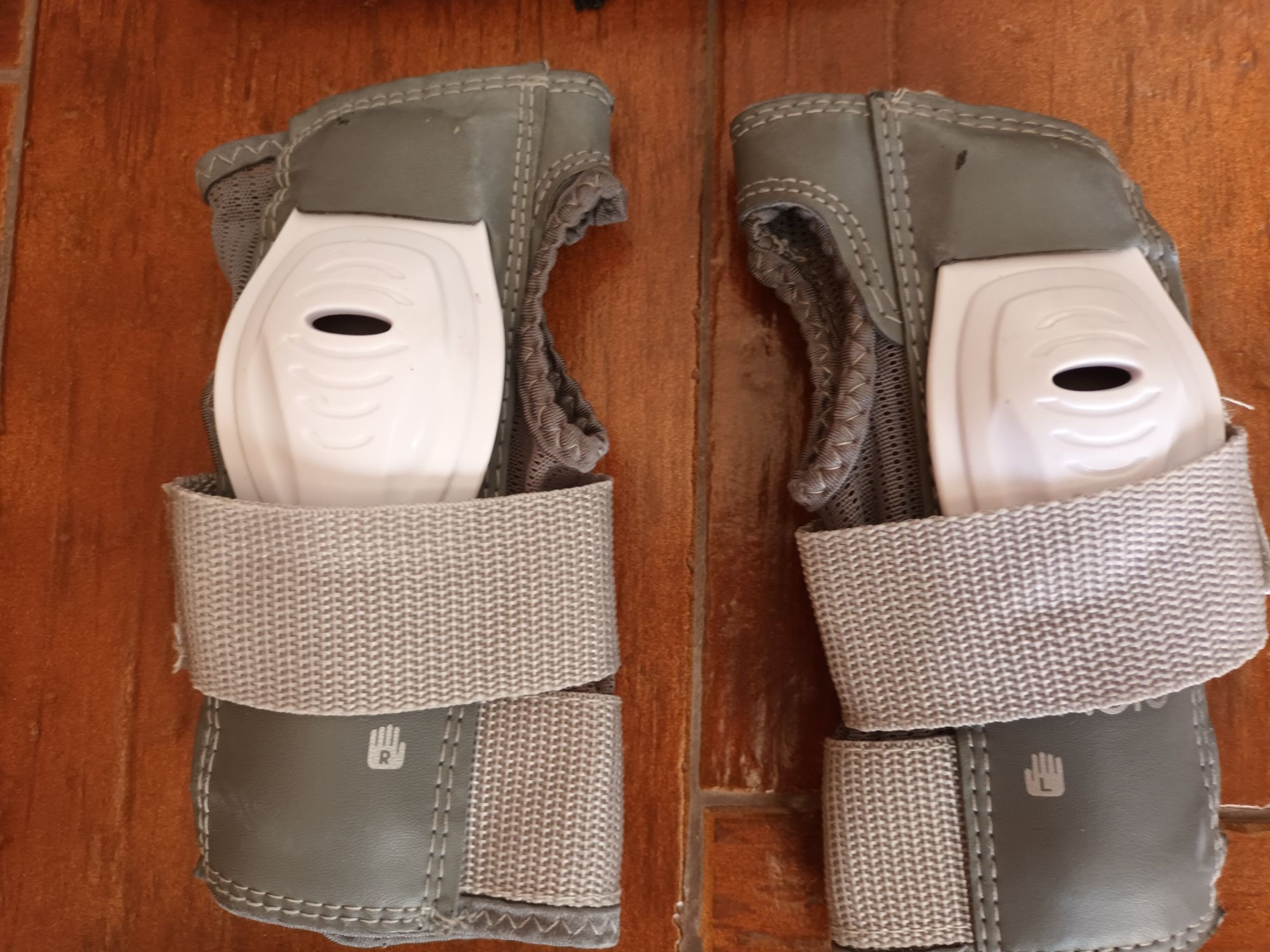 Set de proteções para adulto
