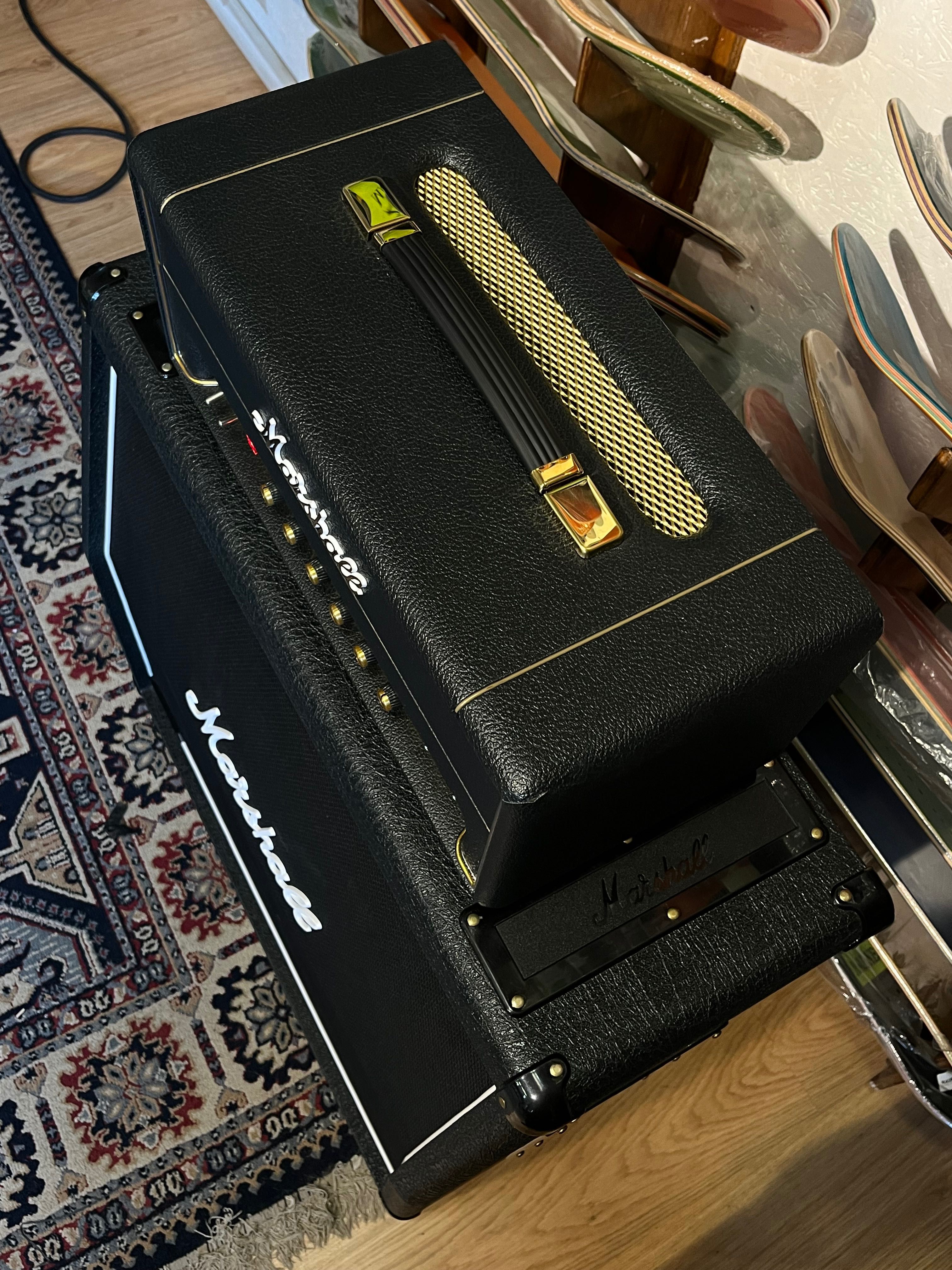 Amplificador Marshall com Coluna 4x12