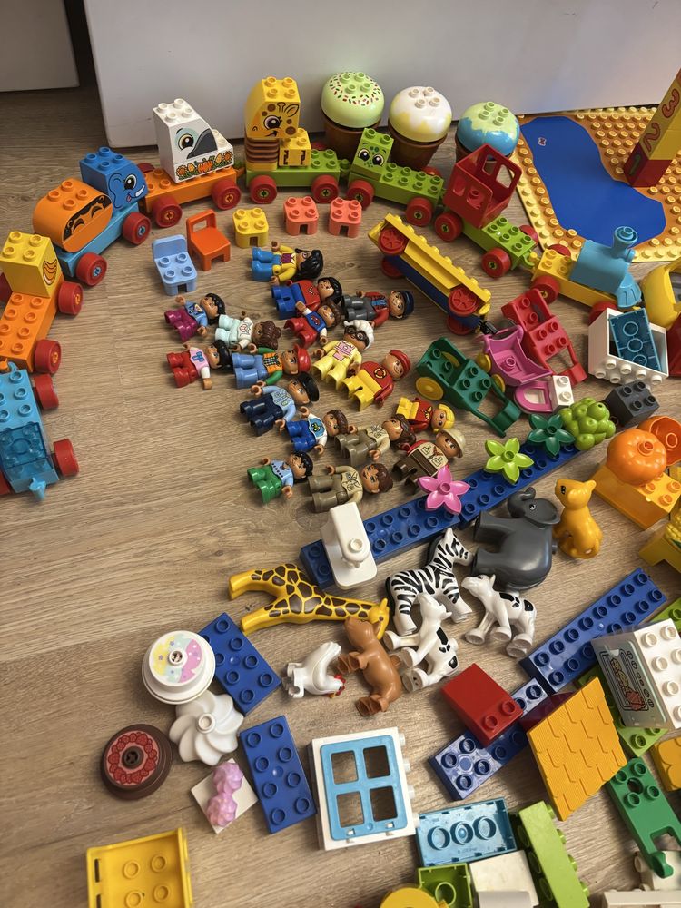 Лего Дупло Lego Duplo конструктор с коробом и пластинами