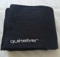 Cachecol de malha da marca QuickSilver.