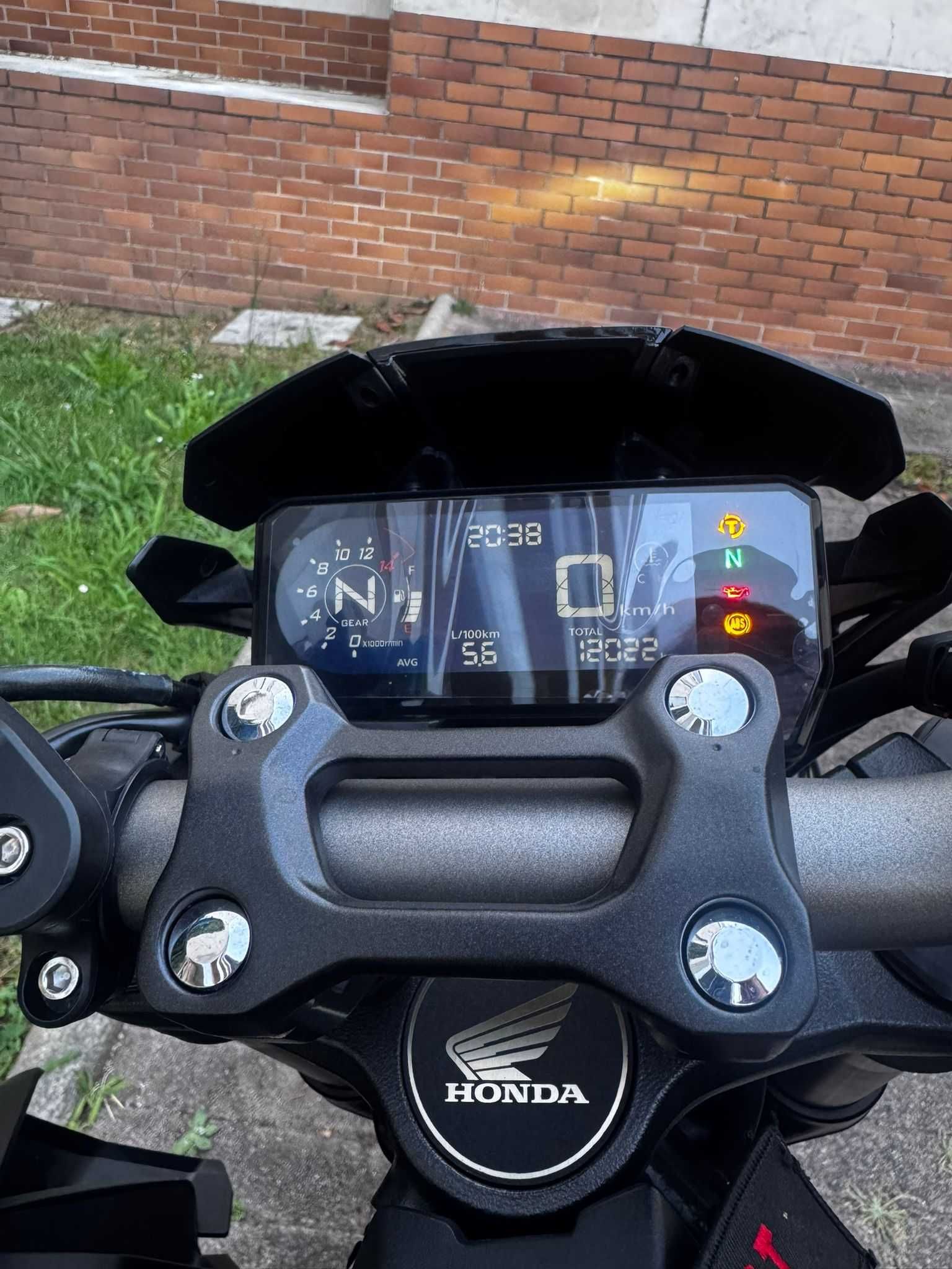 Honda CB 650R 2023