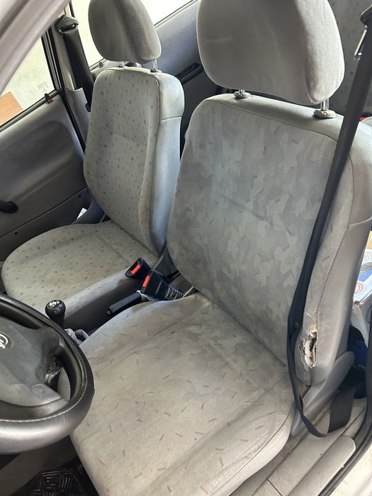 vendo corsa Ano 200