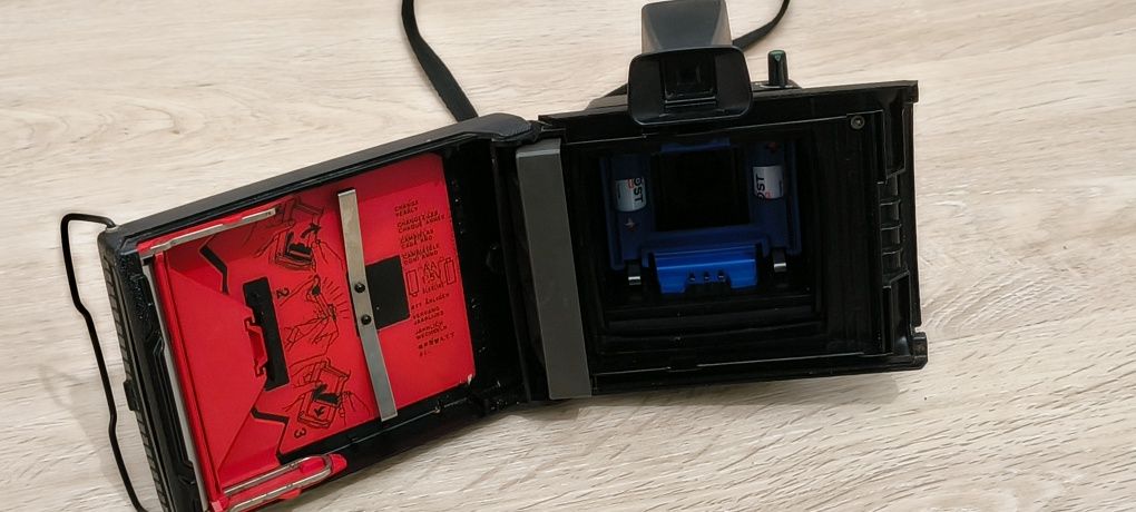 Polaroid EE44 instax