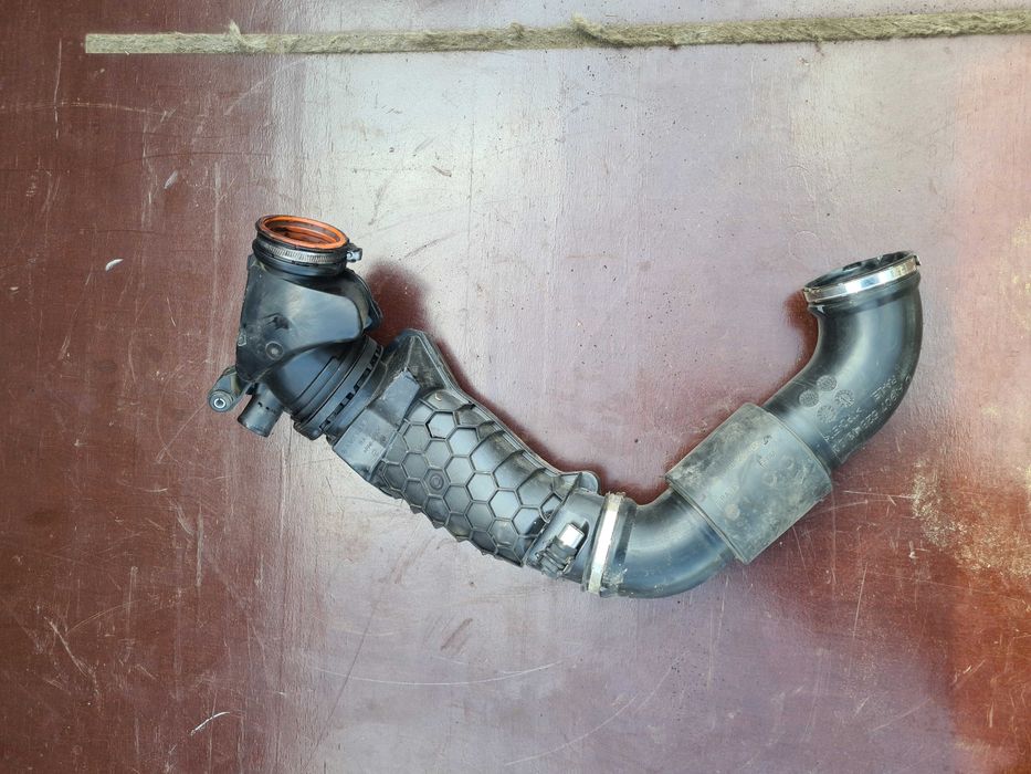 Mercedes Sprinter W907 2.0 rura powietrza dolot