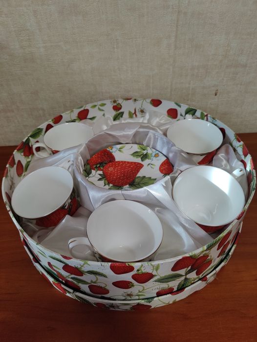 Набор чайной столовой посуды