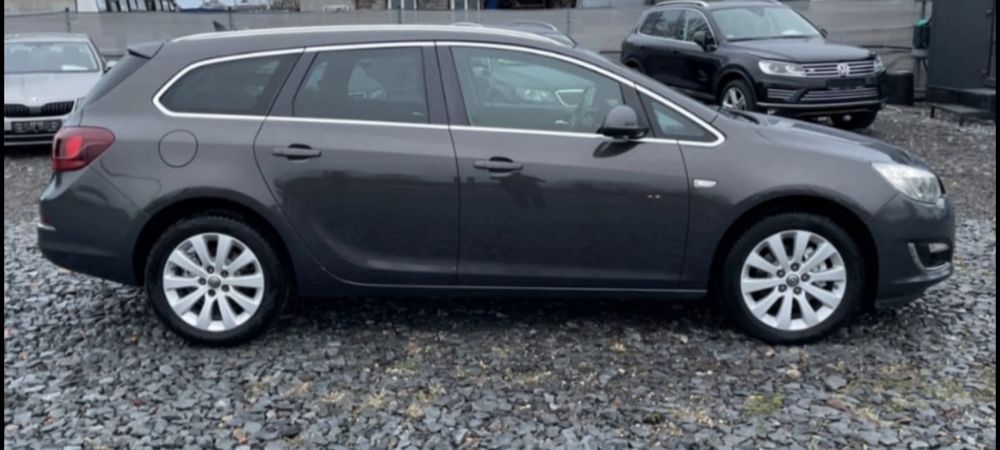 Продам opel astra J 2016 рік