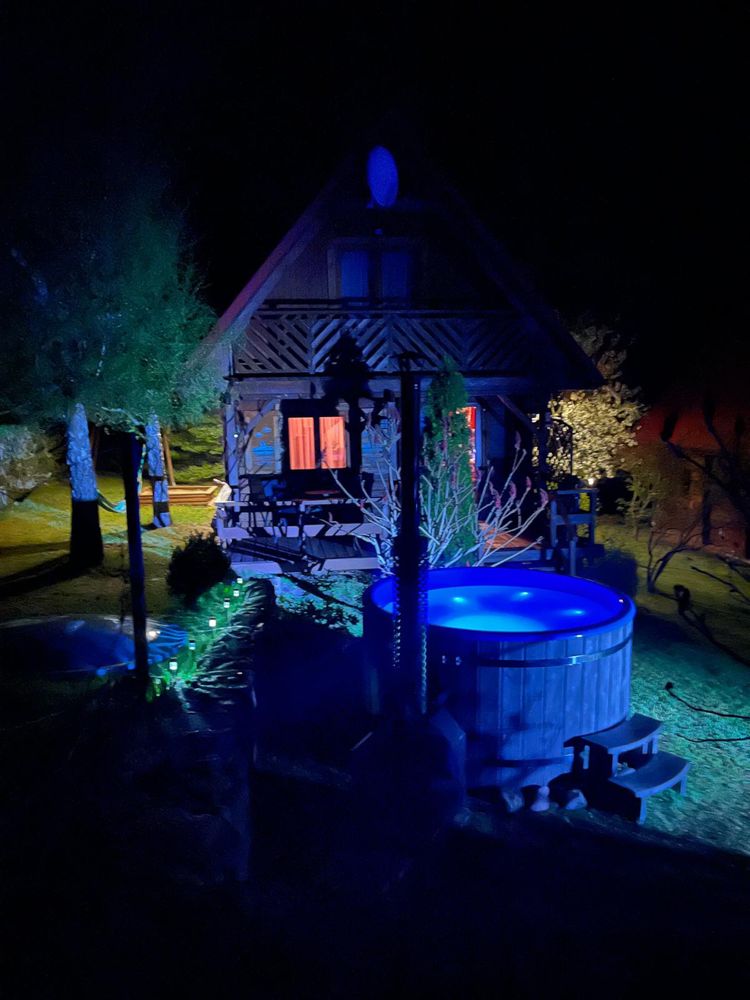 MAZURY Wynajem Noclegi Domki z Basenem nad Jeziorem Balia co Jacuzzi