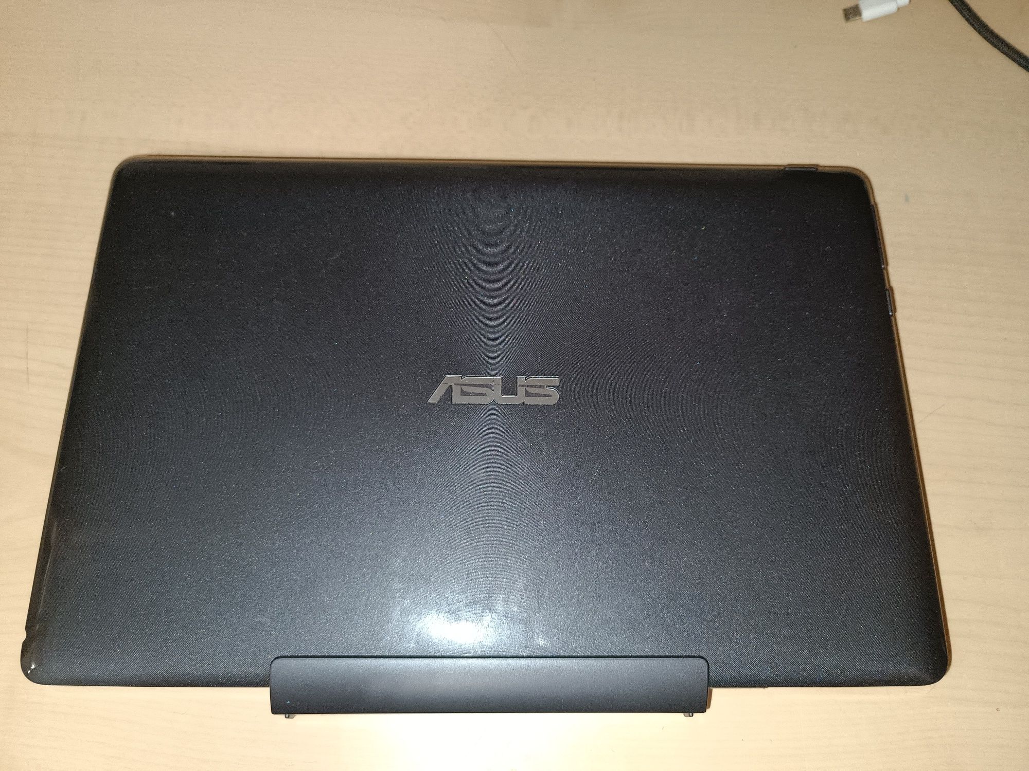 Планшет ASUS Transformer Book T100ТА

19