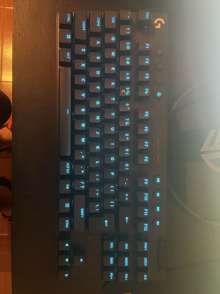 Teclado logitech pro x tkl wireless