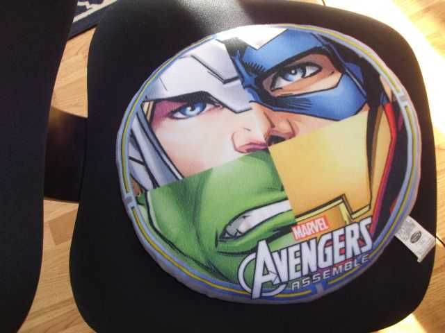 Poduszki 2 szt. Marvel Avengers / dekoracyjna