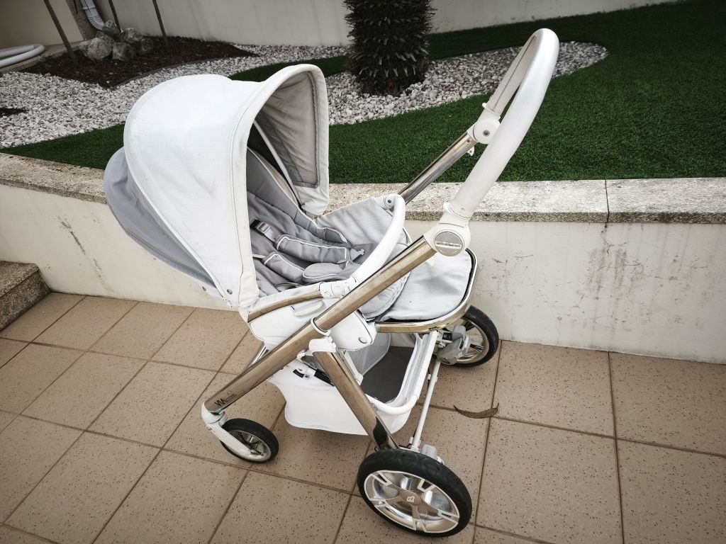 Carro de bebê Bébécar